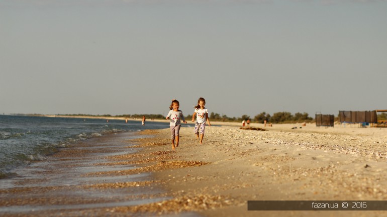 В Катранке пляж чистый даже после лета